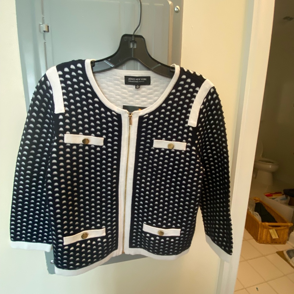 Black and White Patterned Sweater